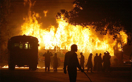 massive-social-collapse